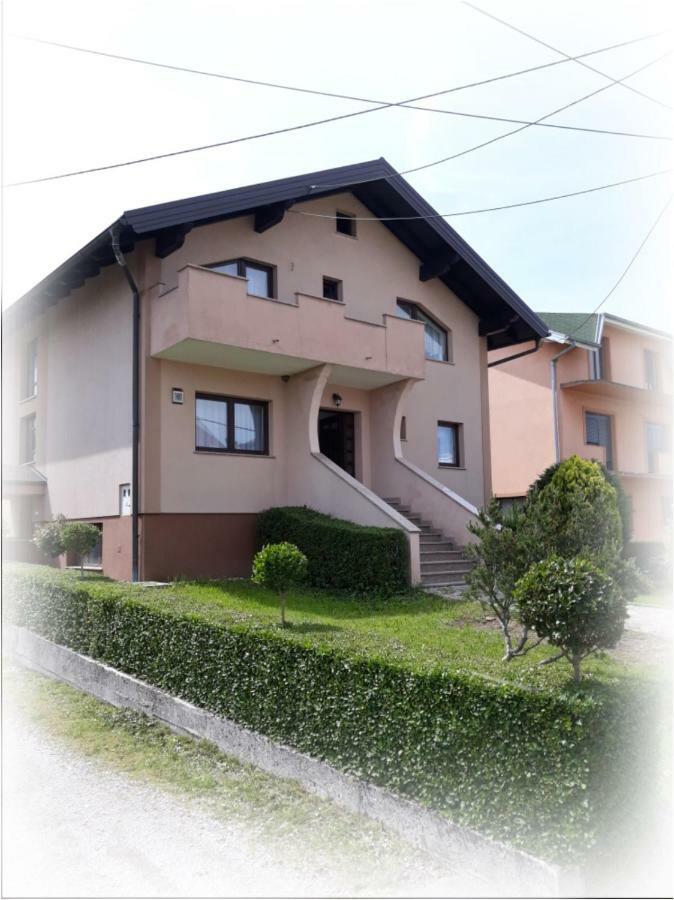 Apartman Kristian Zagreb Airport Velika Gorica Exterior foto